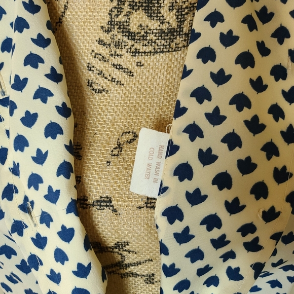 Vintage Toronto Maple Leafs Shirt Dress and scarf - Picture 5 of 12